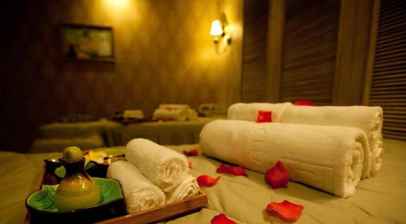 西安临潼高端水疗spa会馆就这样带着清风月静抚慰了光阴悲喜